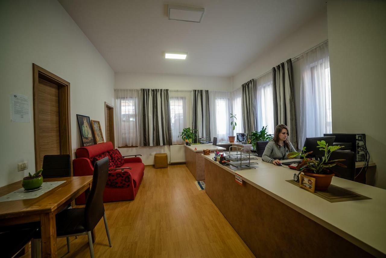 Elis Residence Cluj-Napoca Esterno foto